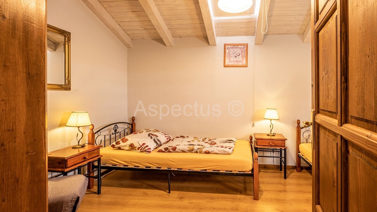 Autentica casa in pietra con piscina vicino a Vodnjan | Istria