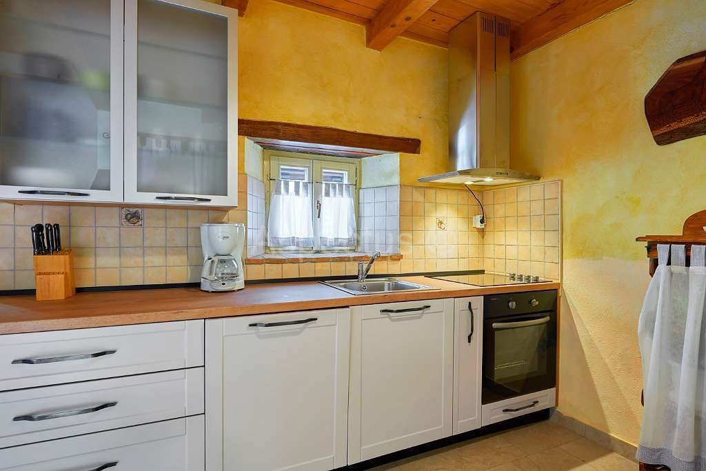 Autentica casa in pietra con piscina vicino a Vodnjan | Istria