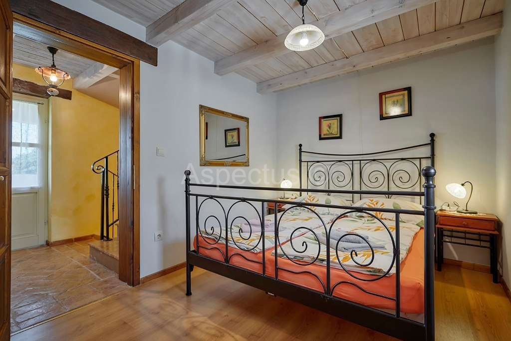 Autentica casa in pietra con piscina vicino a Vodnjan | Istria