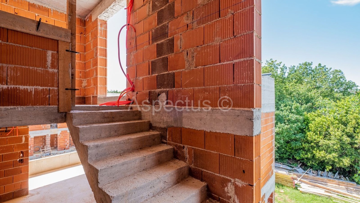 Nova moderna kuća s bazenom, pogled na more | Medulin, Istra