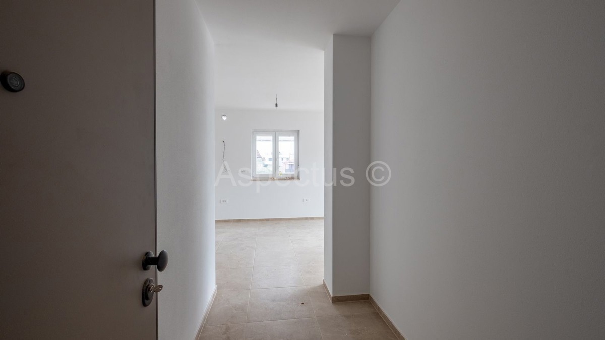 Appartamento con una camera da letto e balcone, 1° piano, nuova costruzione, Istria | Pola