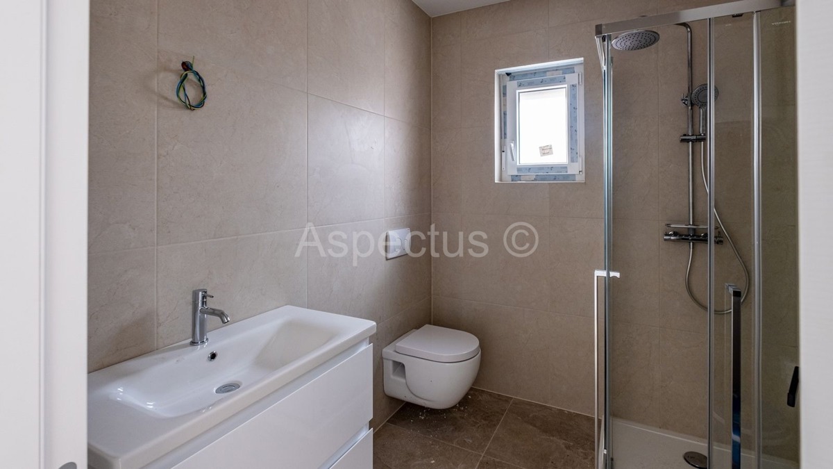 Appartamento con una camera da letto e balcone, 1° piano, nuova costruzione, Istria | Pola