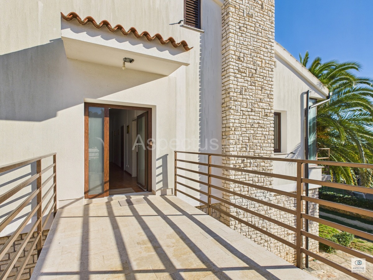 Medulin, Premantura | Appartamento con Due Camere Vicino alla Spiaggia, Istria