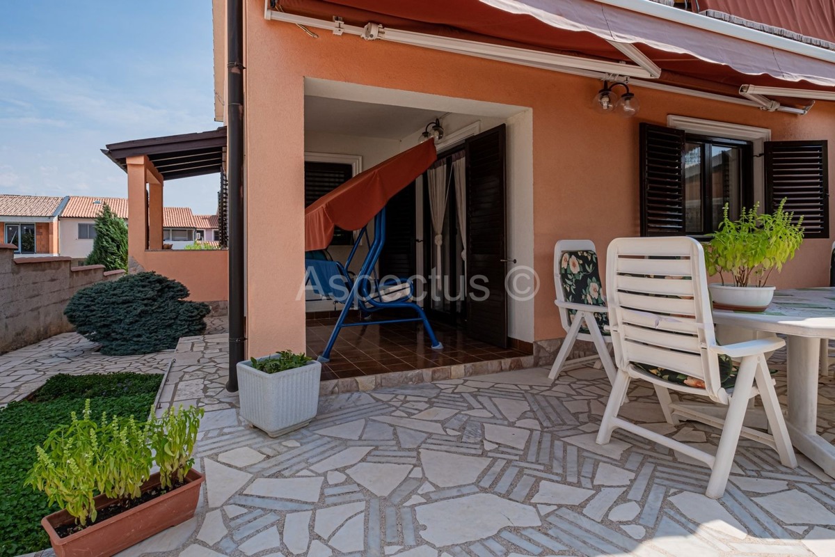 Kuća blizu plaže, garaža, Banjole | Medulin