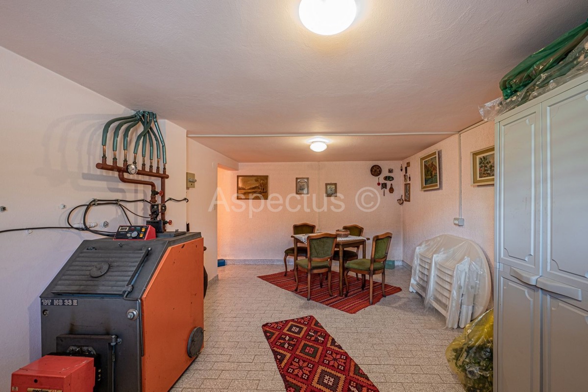 Kuća blizu plaže, garaža, Banjole | Medulin