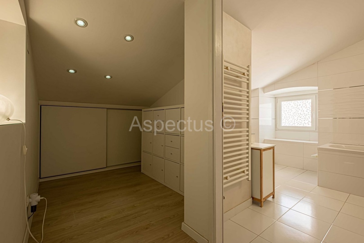 Appartamento mansardato con vista panoramica sul mare, Pola, Stoja | Istria