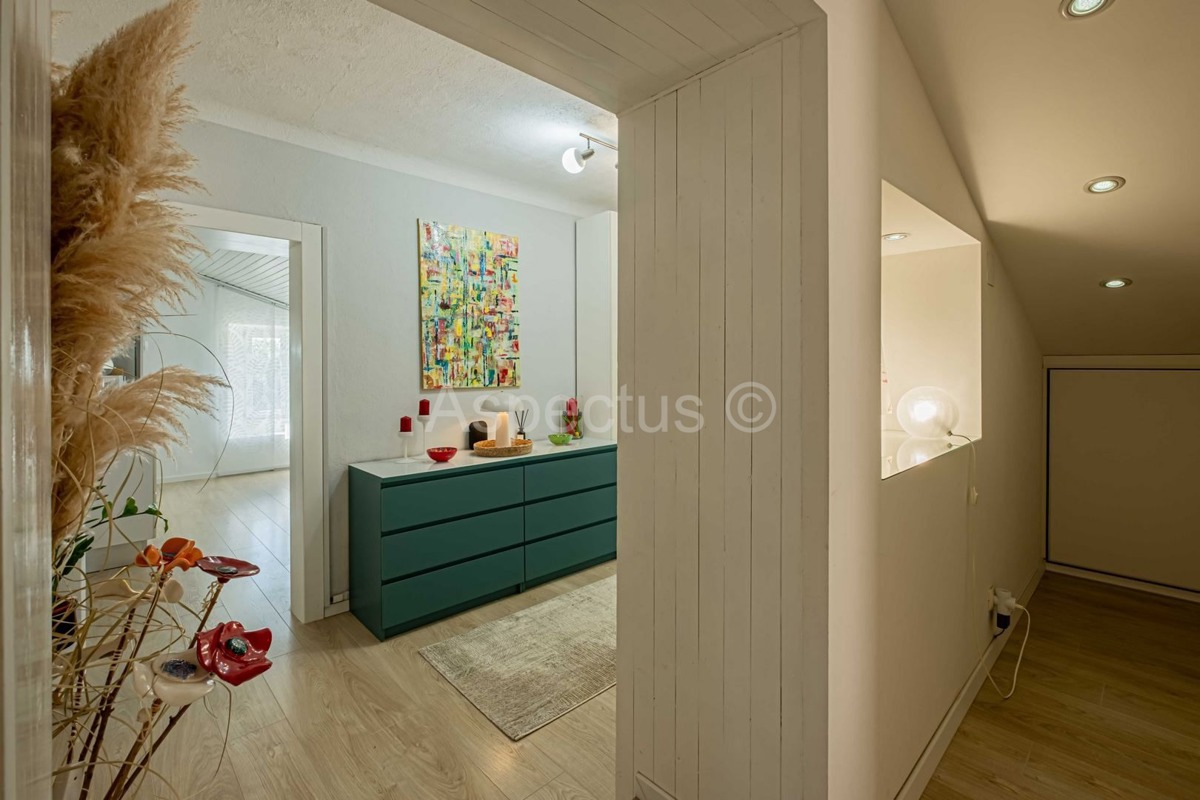 Appartamento mansardato con vista panoramica sul mare, Pola, Stoja | Istria