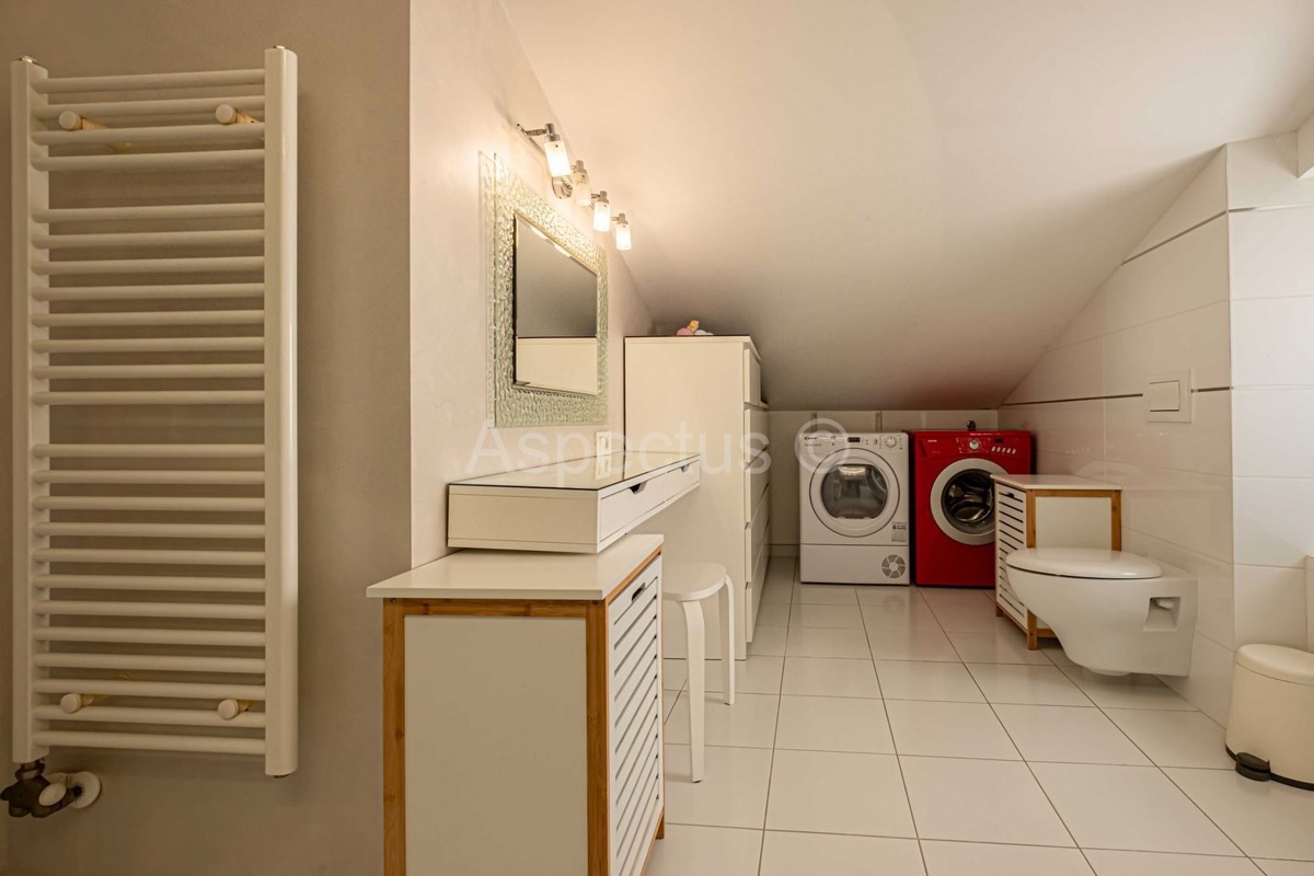 Appartamento mansardato con vista panoramica sul mare, Pola, Stoja | Istria