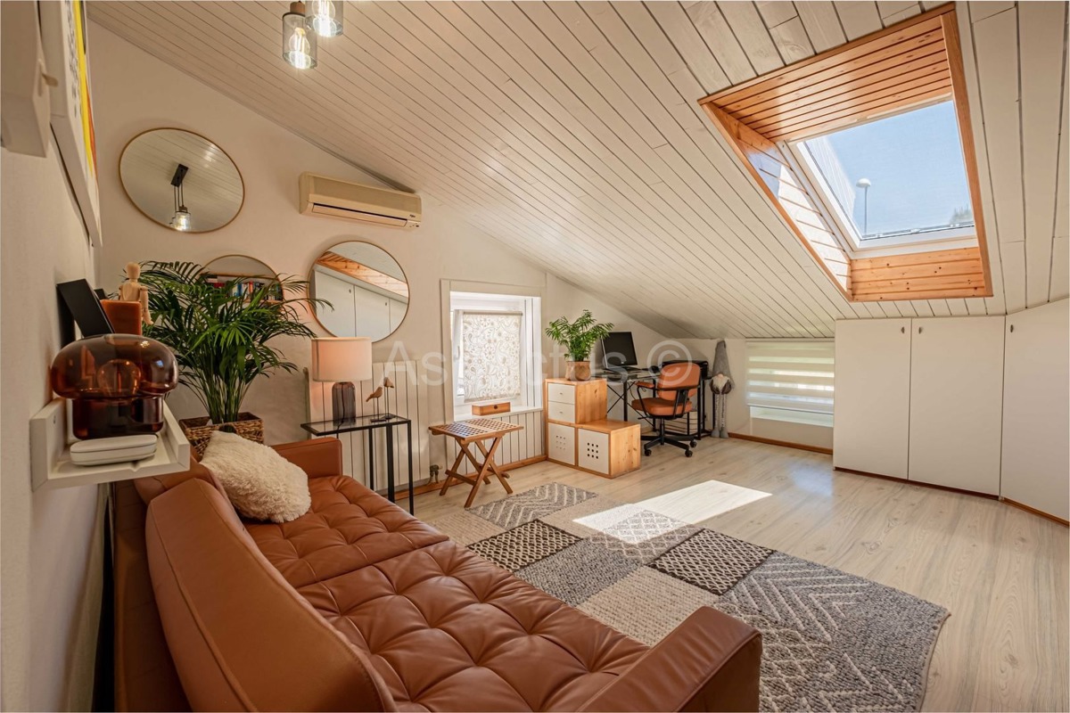 Appartamento mansardato con vista panoramica sul mare, Pola, Stoja | Istria