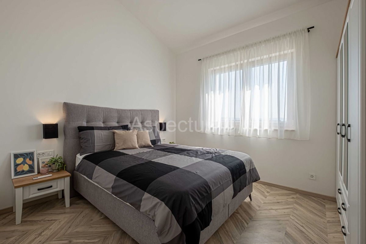 Istria, Casa Esclusiva a Mutvoran – Completamente Arredata, con Piscina e Giardino