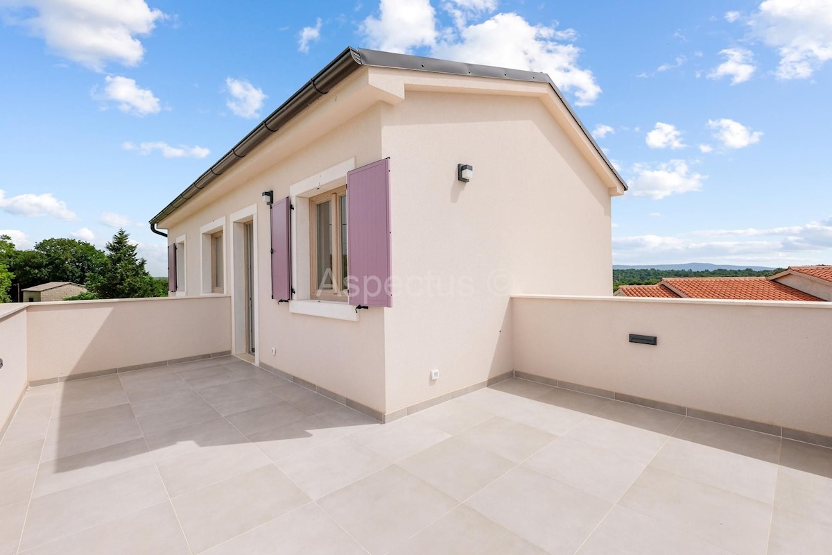 Casa familiare con piscina, 3 camere da letto, Costa orientale dell'Istria