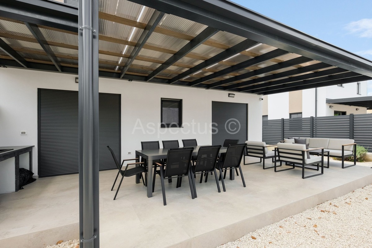 Nuova casa moderna con piscina, Svetvinčenat