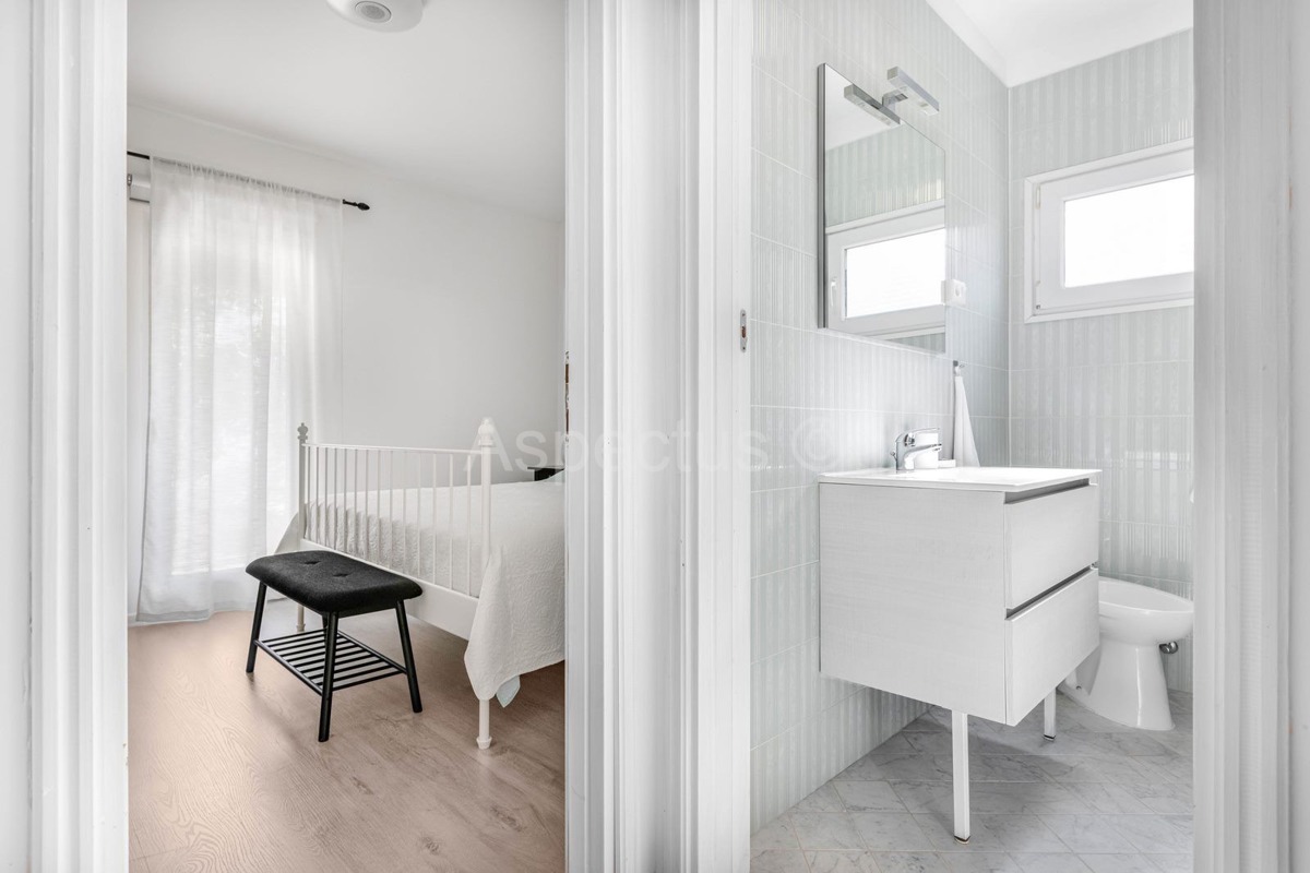 Casa recentemente ristrutturata con 5 appartamenti, Comune di Medolino