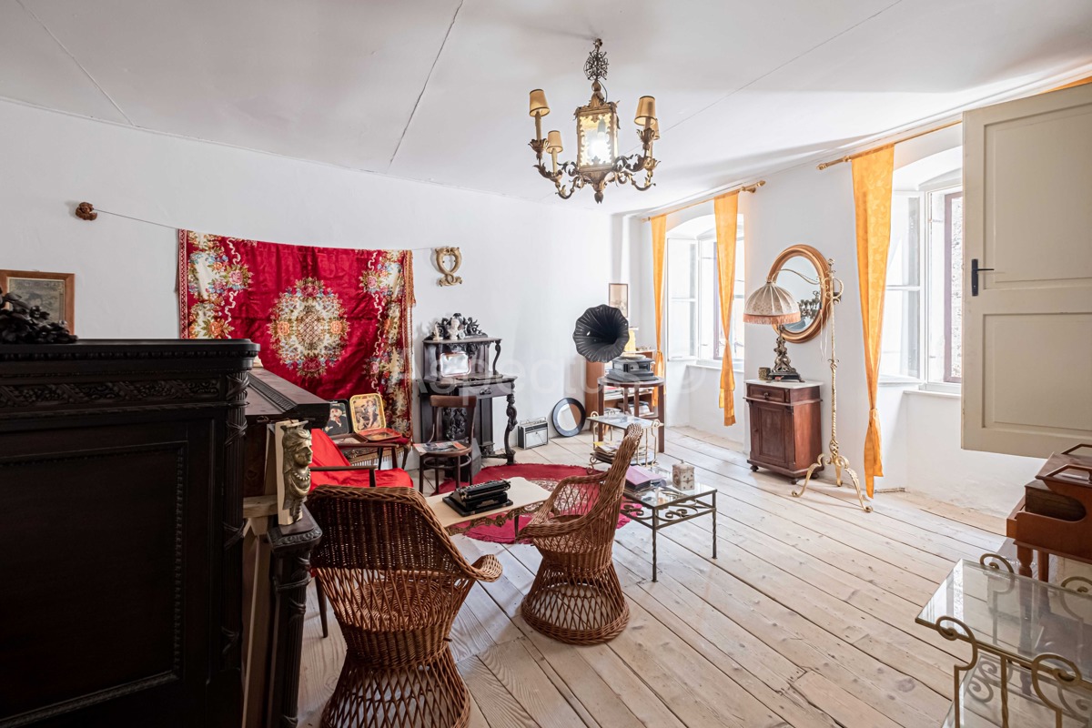 Casa in pietra nel centro di Dignano, Istria