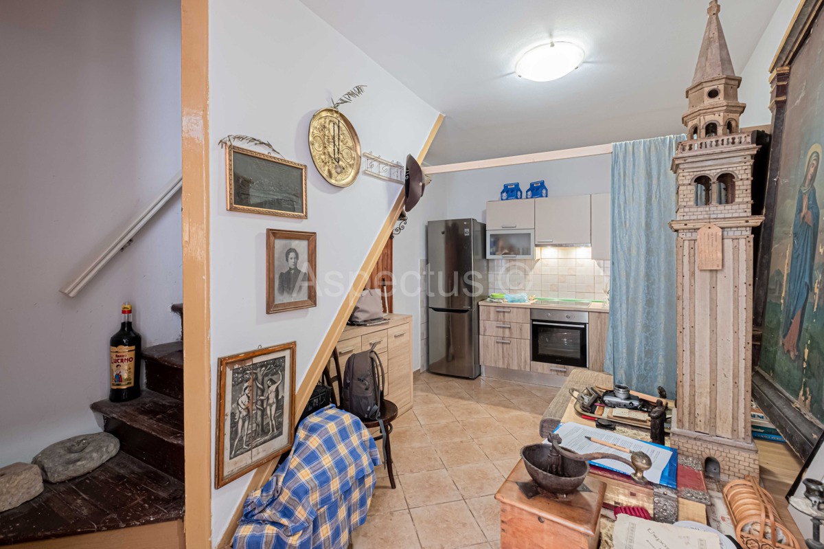 Casa in pietra nel centro di Dignano, Istria