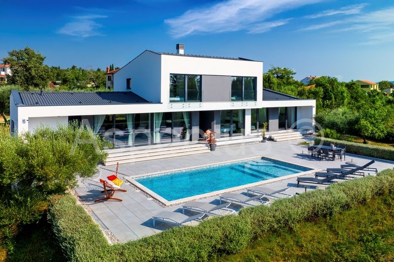 Casa di lusso con carattere affascinante, vicino a Pola