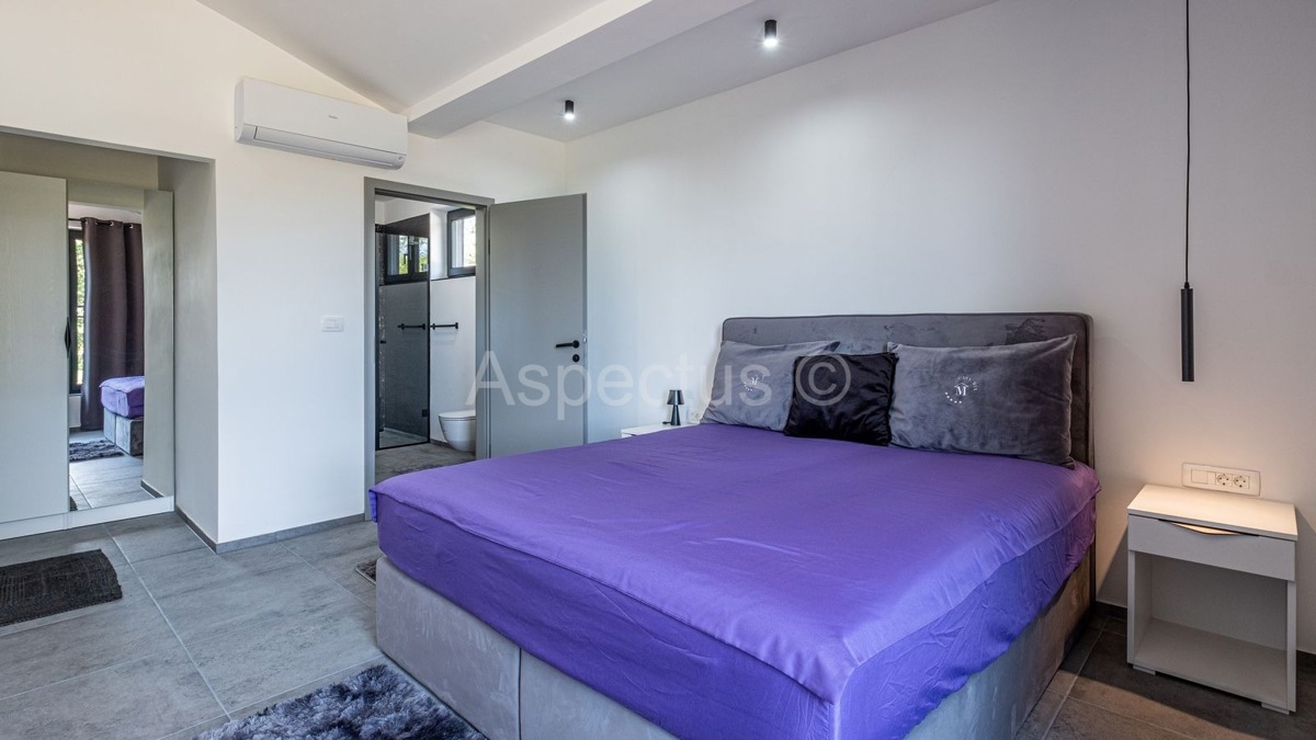 Lussuosa villa moderna con piscina, nei dintorni di Pola | Divšići