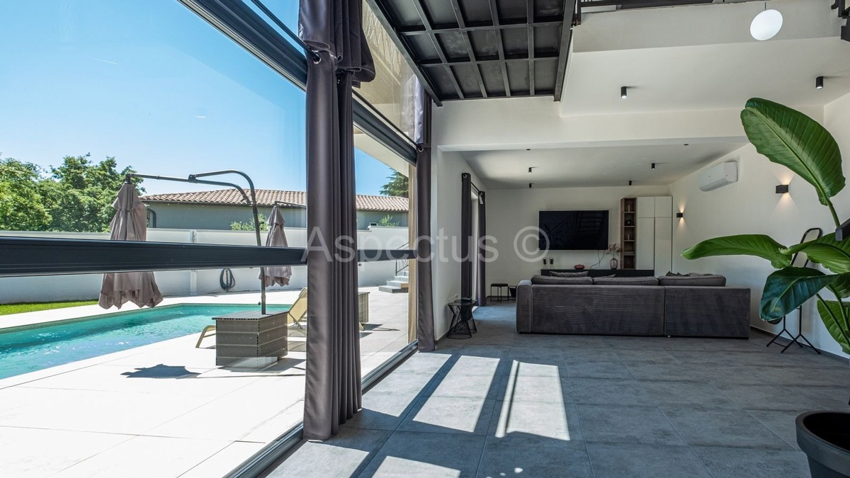 Lussuosa villa moderna con piscina, nei dintorni di Pola | Divšići