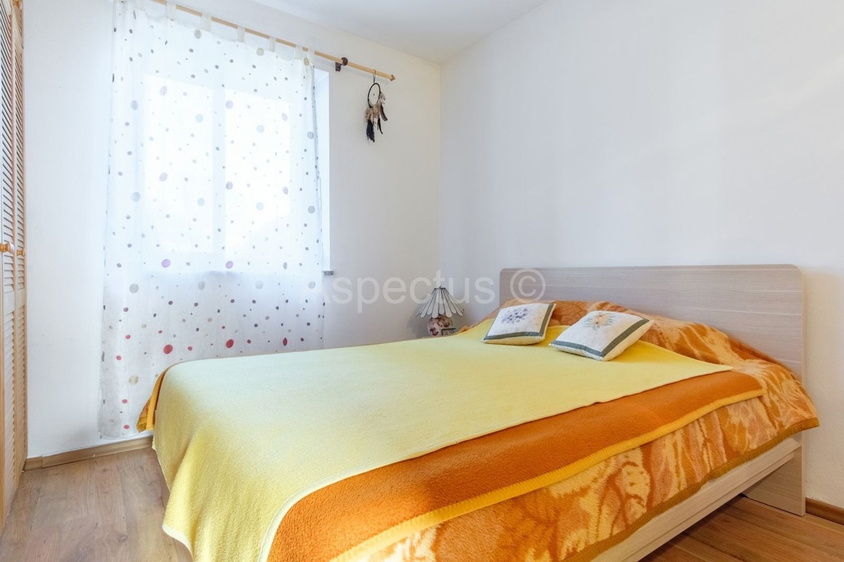 Casa in pietra con giardino, piano terra – ideale per famiglie e vacanze, Pola, Valtura | Istria