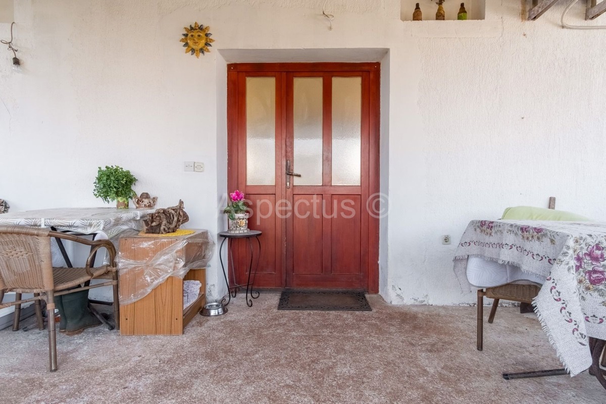 Casa in pietra con giardino, piano terra – ideale per famiglie e vacanze, Pola, Valtura | Istria