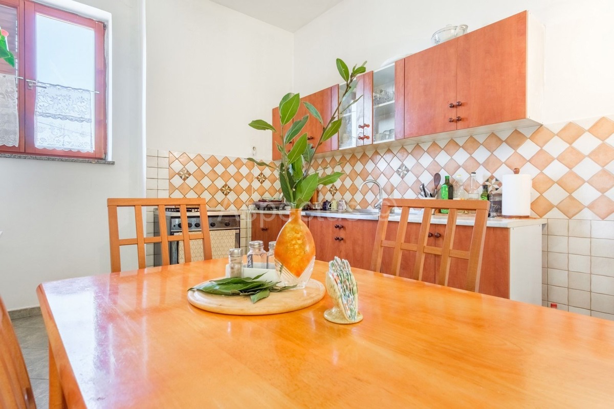 Casa in pietra con giardino, piano terra – ideale per famiglie e vacanze, Pola, Valtura | Istria