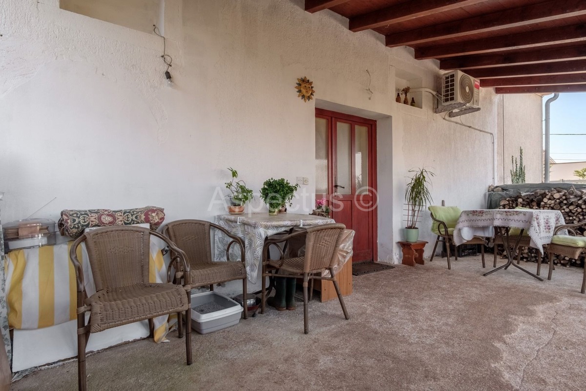 Casa in pietra con giardino, piano terra – ideale per famiglie e vacanze, Pola, Valtura | Istria