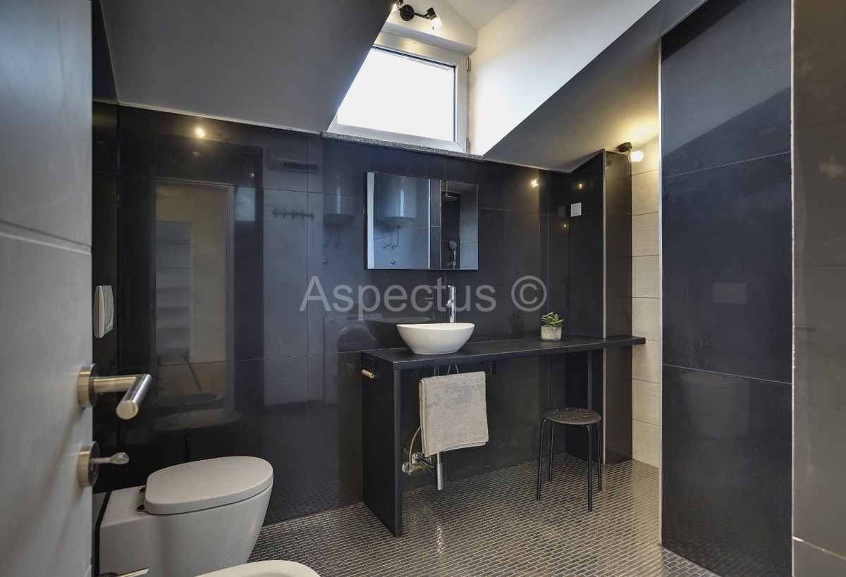 Stan Pula, trosoban,komforan,namješten, Pula, Valdebek