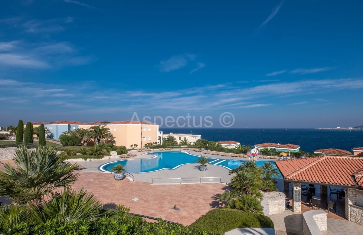 Apartman s pogledom na more, Umag