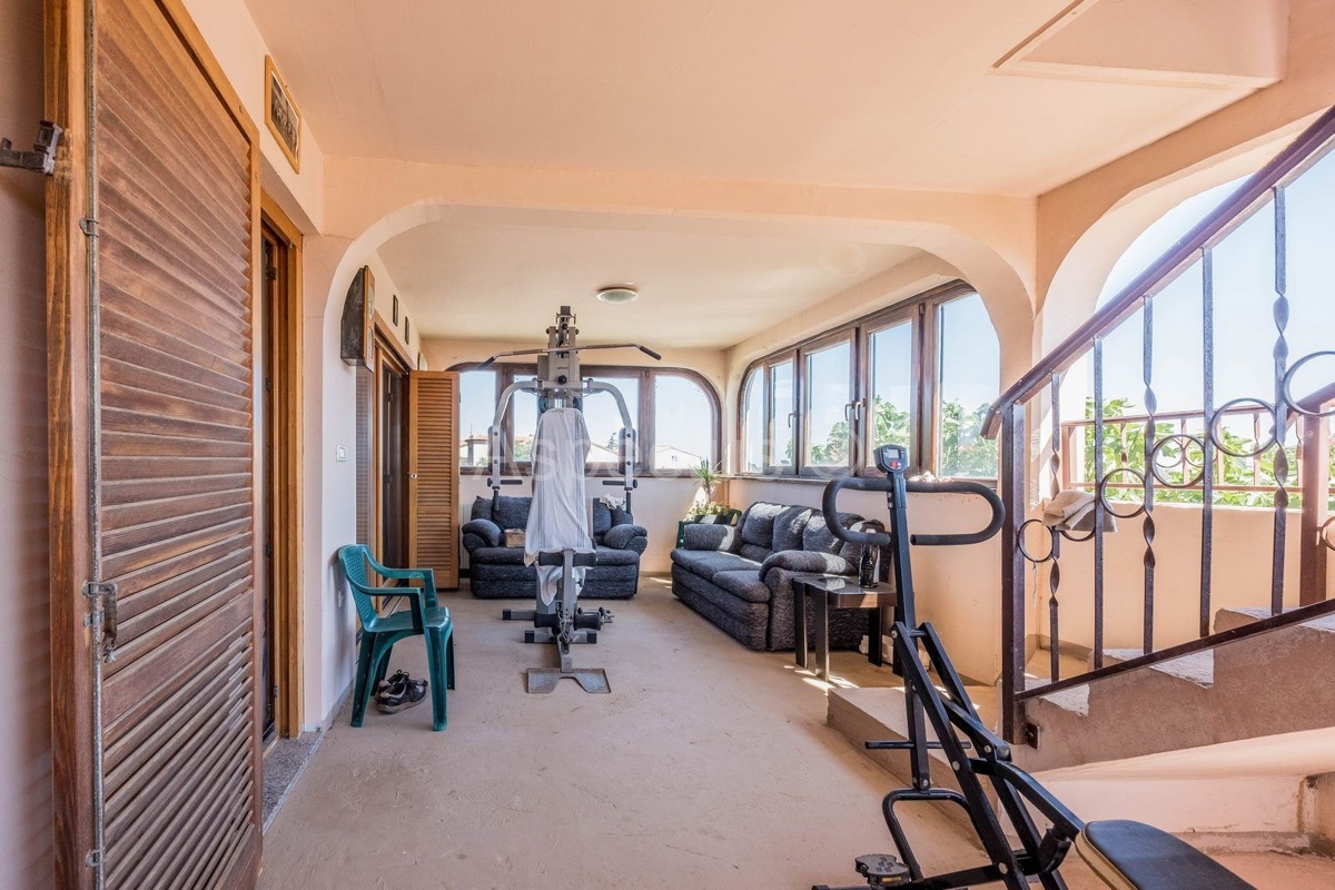 Samostojeće kuće, dvije stambene jedinice, vrt, pogled na more, Medulin