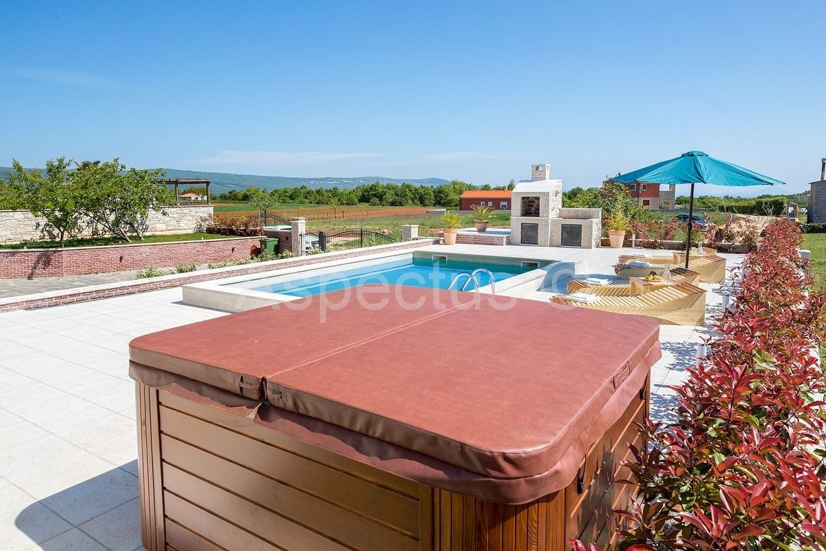 Casa in pietra vicino alla spiaggia, piscina, vista mare, Barban