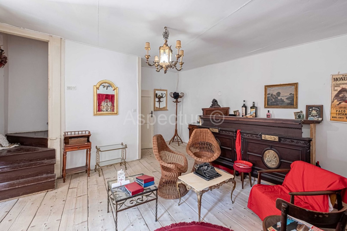 Dignano, Casa in pietra per vivere e lavorare, Istria