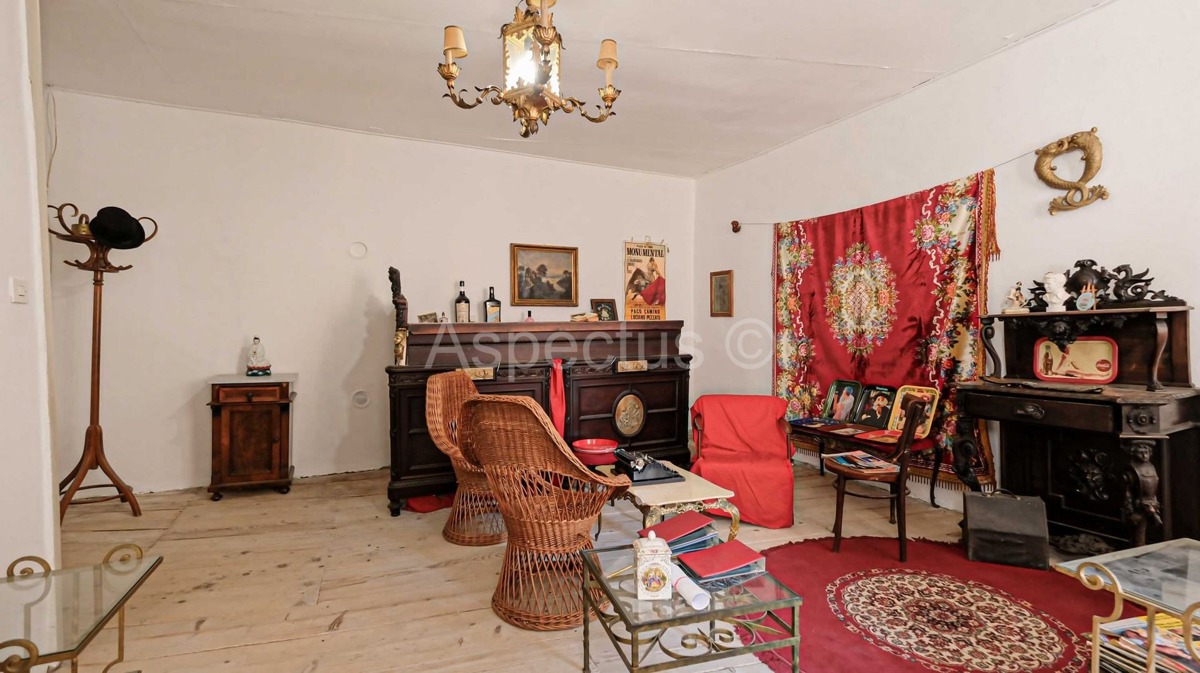 Dignano, Casa in pietra per vivere e lavorare, Istria