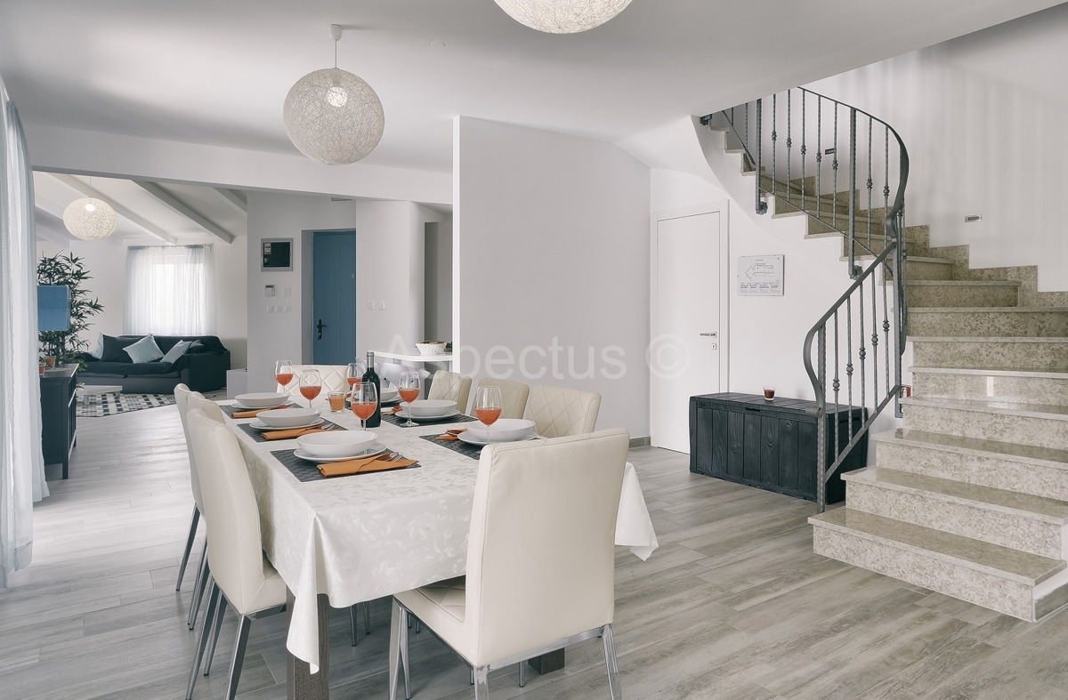 Autentična kamena kuća s bazenom,pogled more, Medulin | Istra