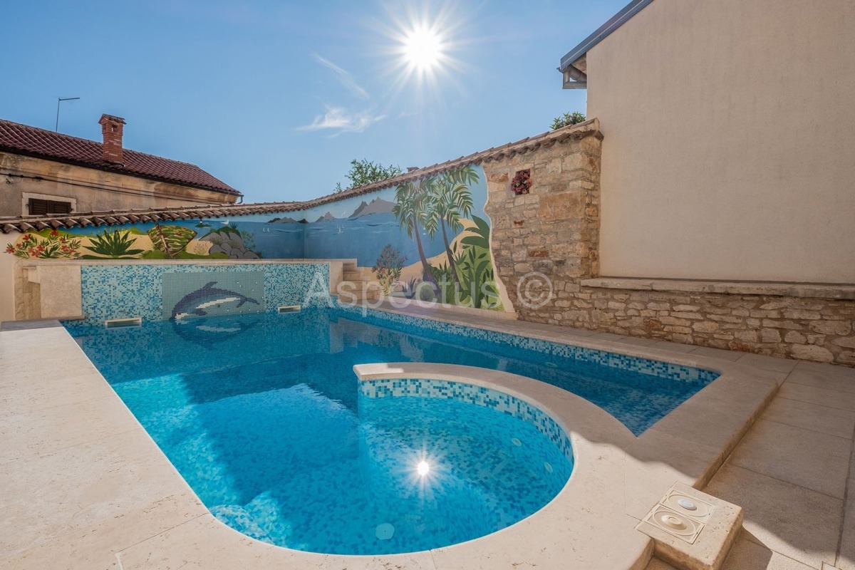 Apartmanska kuća,6 apartmana,pogled more,bazen, Vodnjan-Dignano