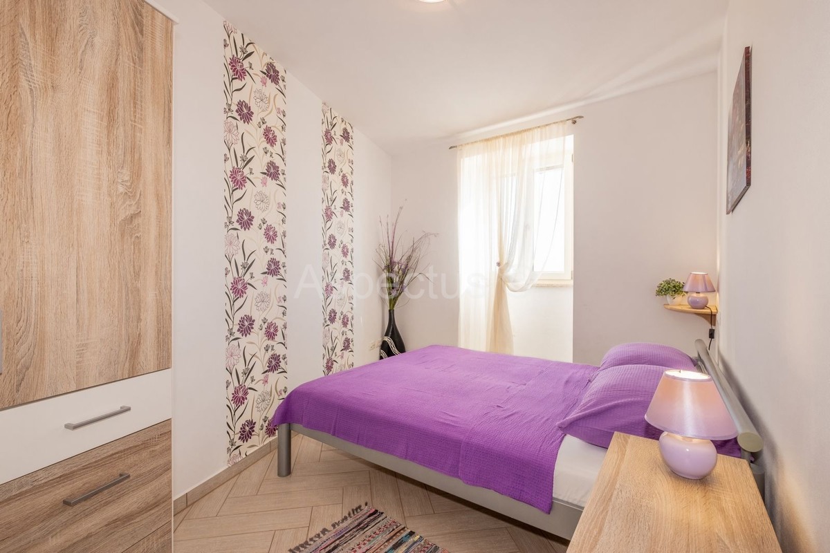 Apartmanska kuća,6 apartmana,pogled more,bazen, Vodnjan-Dignano