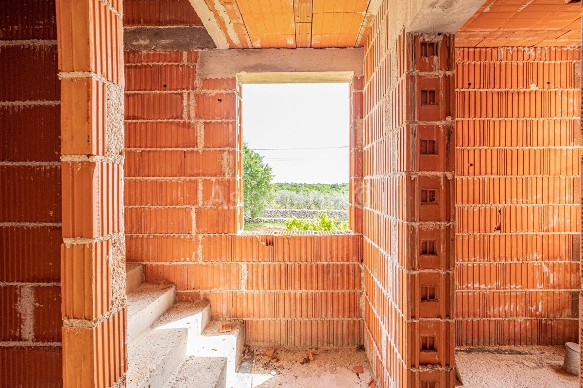 Casa con piscina, in costruzione grezza | Marčana, vicino a Pola, Istria