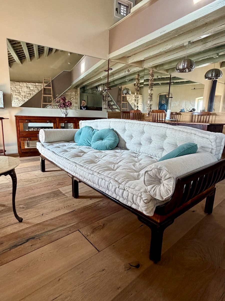 Appartamento splendidamente arredato con vista sul mare a Rovigno