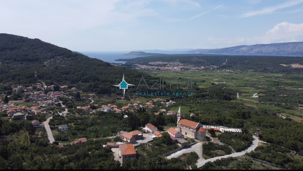 Dalmazia , Hvar , Dol Sv.Ana , casa 46m2 con terreno edificabile 650m2