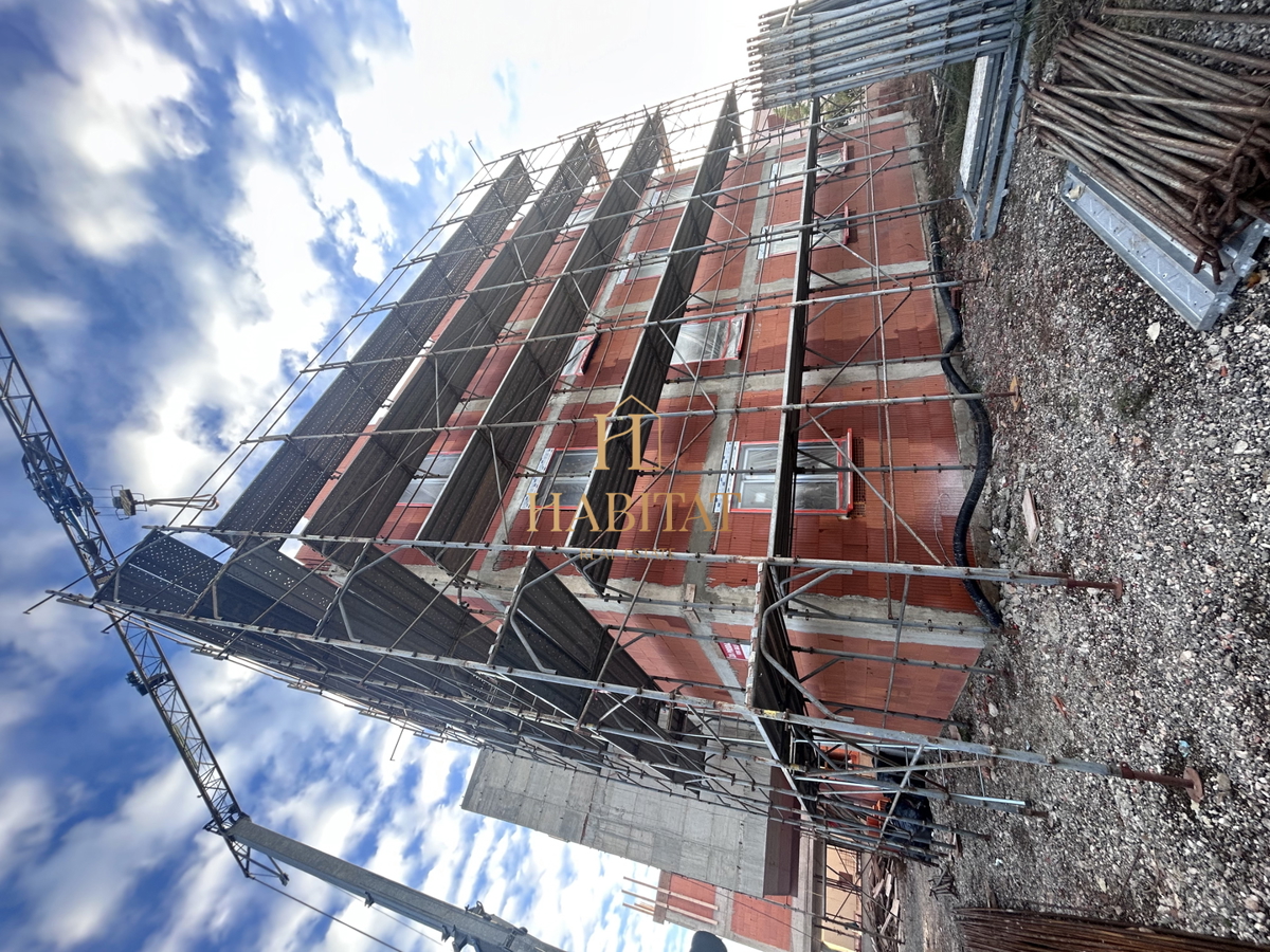 Appartamento posto al piano terra 66 con cortile di 80 mq
