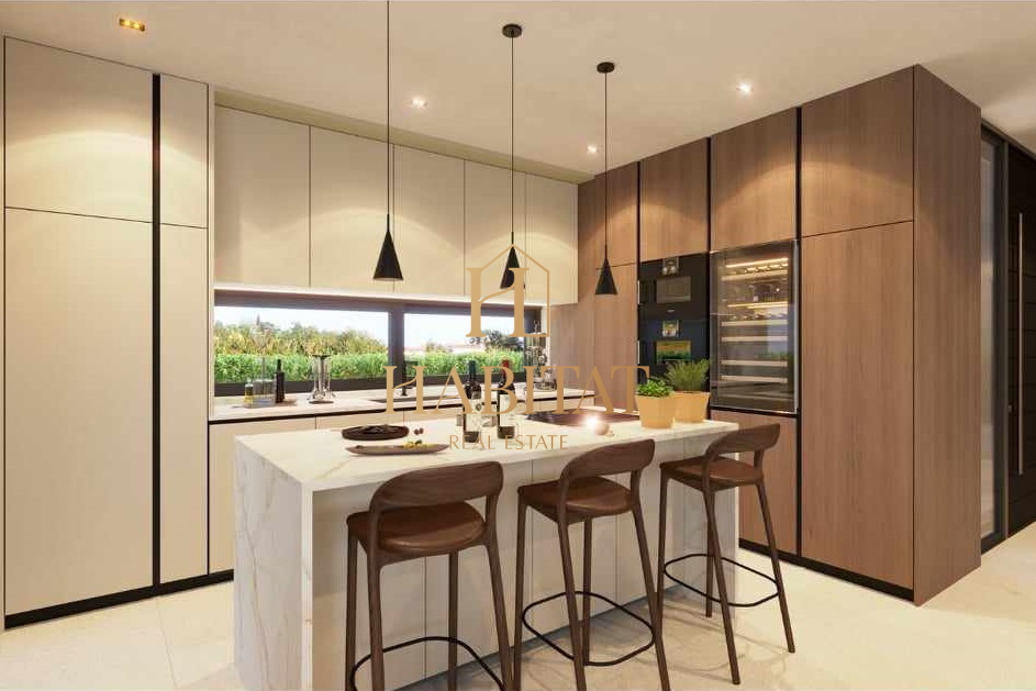 Vila 300m²  Sveti  Lovreč