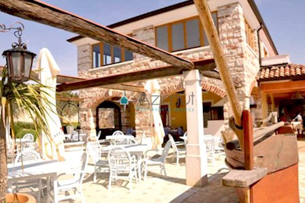 Istria, Savudrija, Hotel, ristorante, terrazza, parcheggio, camere, appartamento, completamente arredato