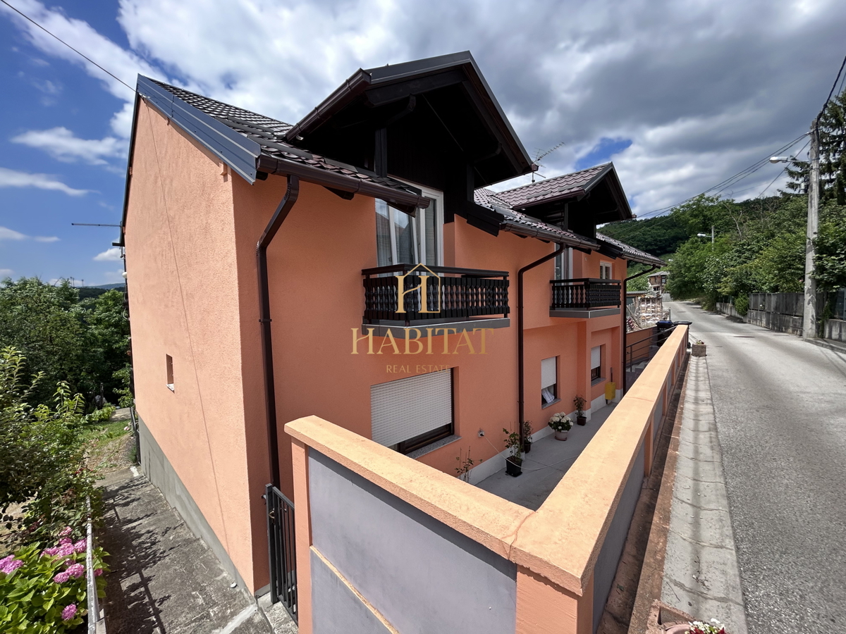 Zagabria, Kustošija, vendita, casa 218m2, 3 appartamenti, 1 monolocale, pozzo