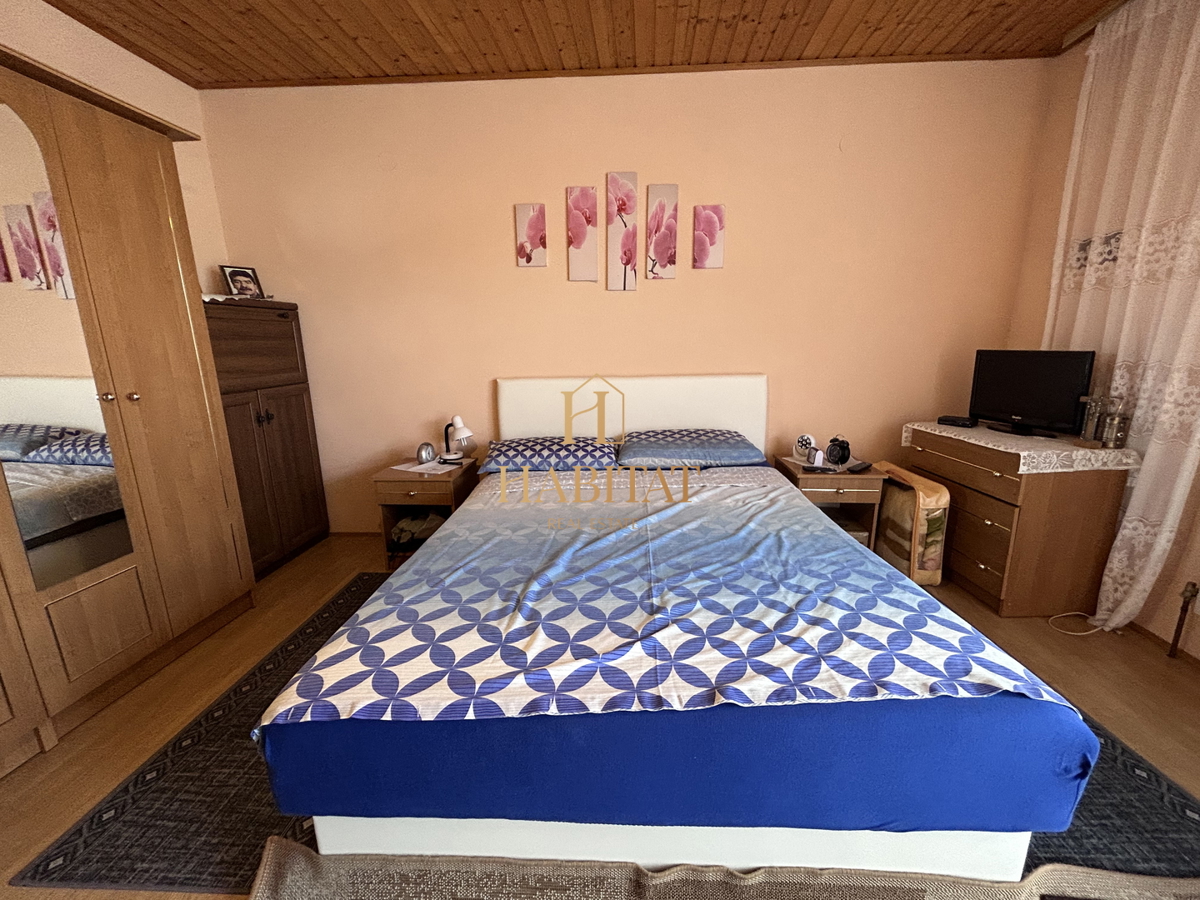 Zagabria, Kustošija, vendita, casa 218m2, 3 appartamenti, 1 monolocale, pozzo