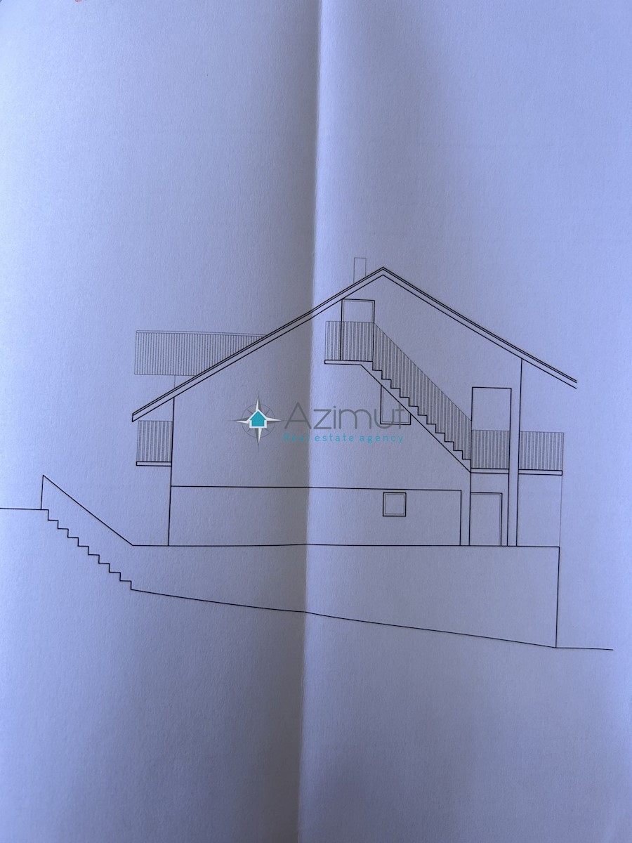 Zagabria, Kustošija, vendita, casa 218m2, 3 appartamenti, 1 monolocale, pozzo