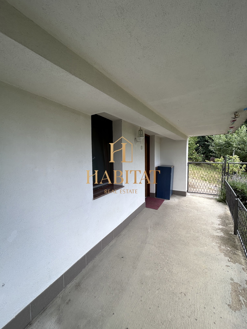 Zagabria, Kustošija, vendita, casa 218m2, 3 appartamenti, 1 monolocale, pozzo