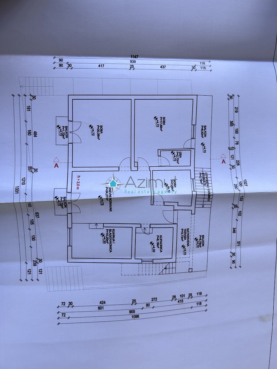 Zagabria, Kustošija, vendita, casa 218m2, 3 appartamenti, 1 monolocale, pozzo