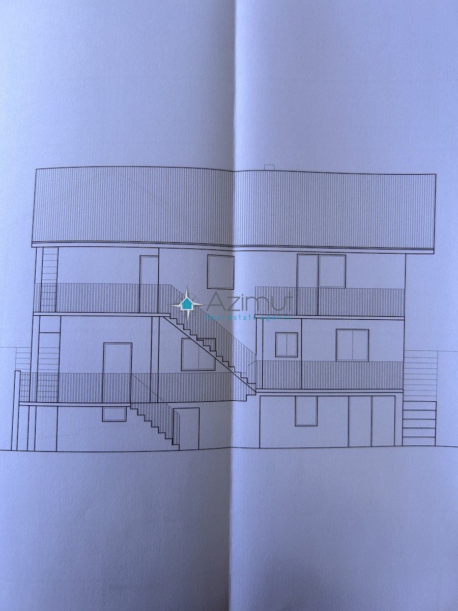 Zagabria, Kustošija, vendita, casa 218m2, 3 appartamenti, 1 monolocale, pozzo