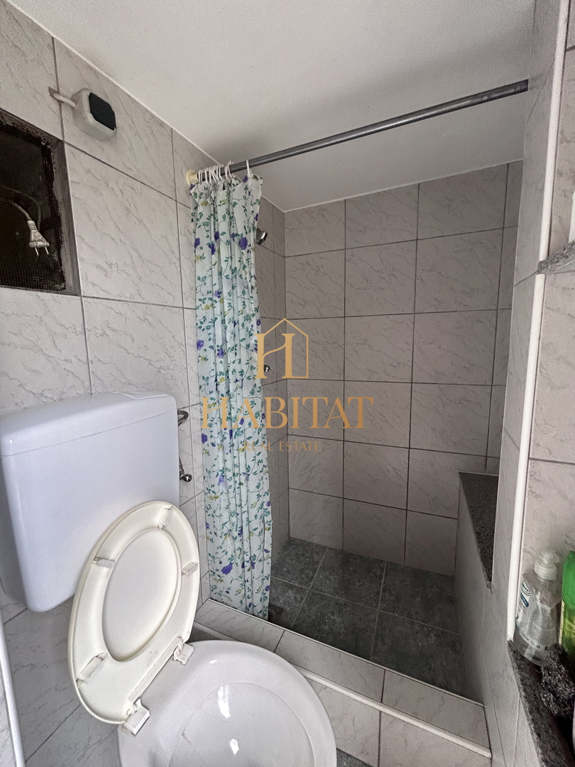 Zagabria, Kustošija, vendita, casa 218m2, 3 appartamenti, 1 monolocale, pozzo