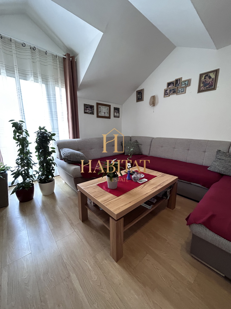 Zagabria, Kustošija, vendita, casa 218m2, 3 appartamenti, 1 monolocale, pozzo