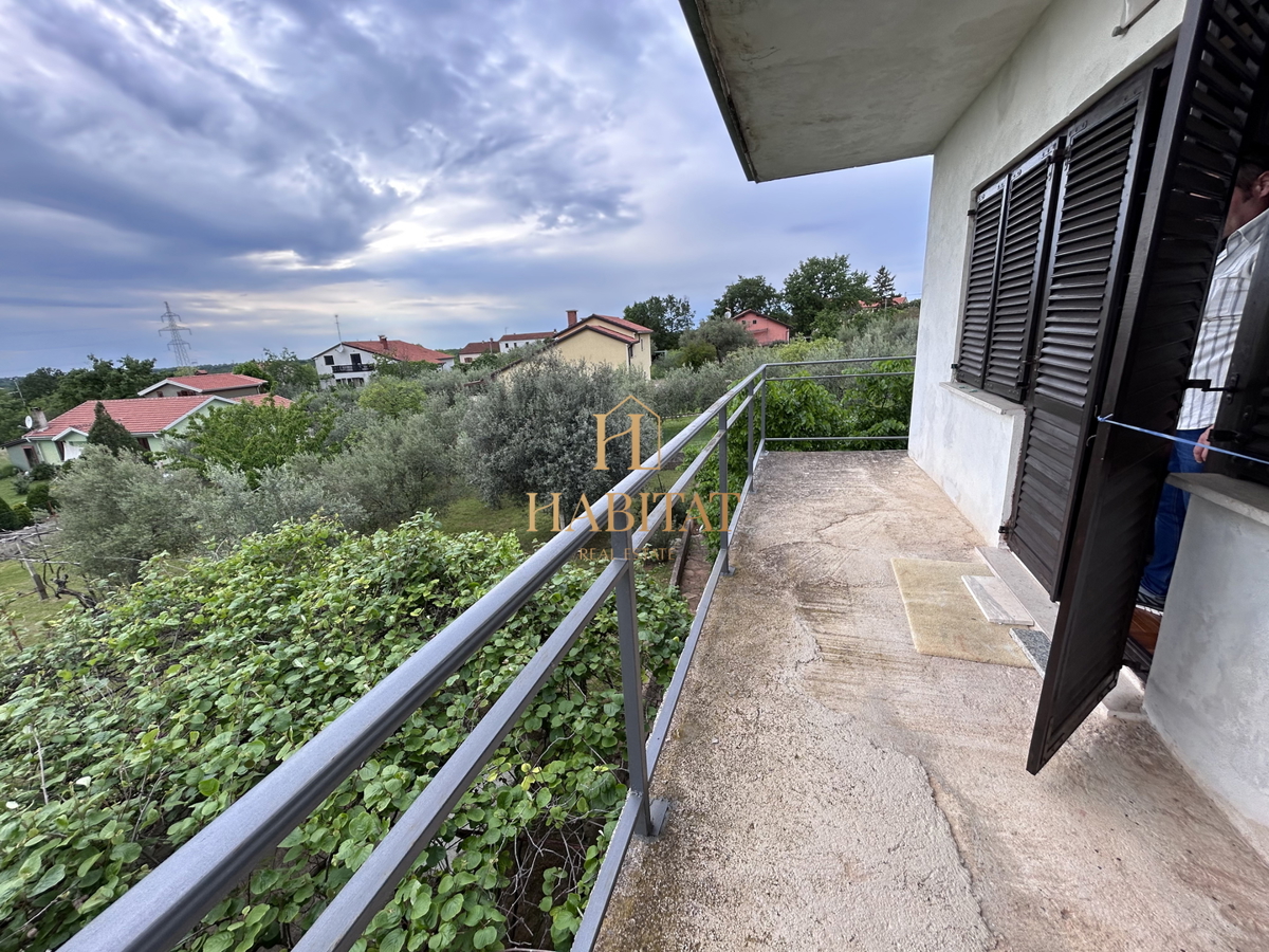 Istria, Umago, Marija Na Krasu, casa 420m2 con terrazze, giardino 1644m2, 2 garage, vista mare
